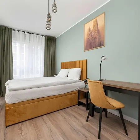 Stylish Apartment For 6 With Balcony Near The Main Square By Noclegi Renters * Wrocław