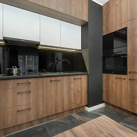 Apartament Stylish Apartment For 6 With Balcony Near The Main Square By Noclegi Renters *