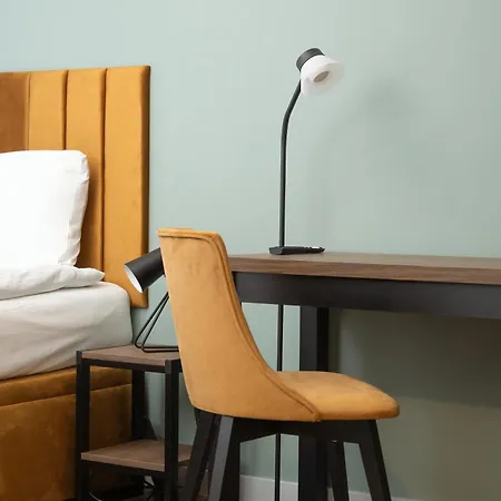 Stylish Apartment For 6 With Balcony Near The Main Square By Noclegi Renters 아파트 *