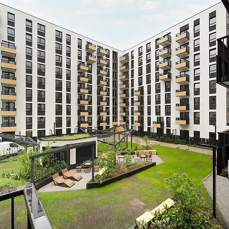 Stylish Apartment For 6 With Balcony Near The Main Square By Noclegi Renters 브로츠와프